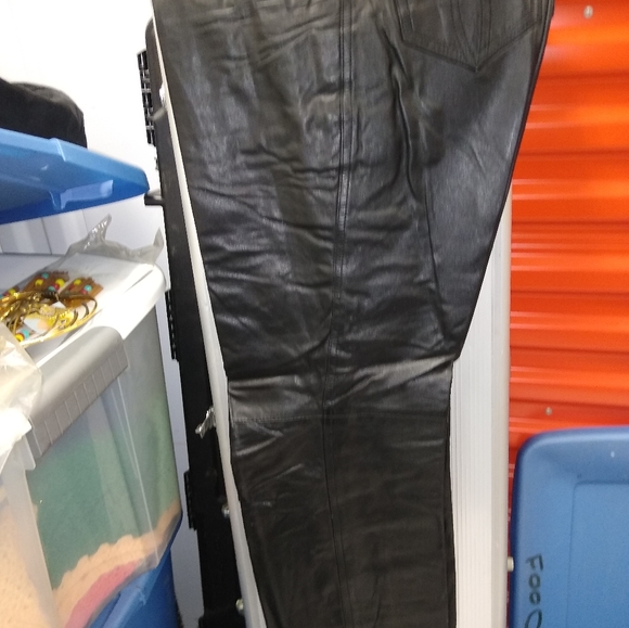 Western Cowboy boots and Chippewa Biker and work boots - Picture 6 of 16